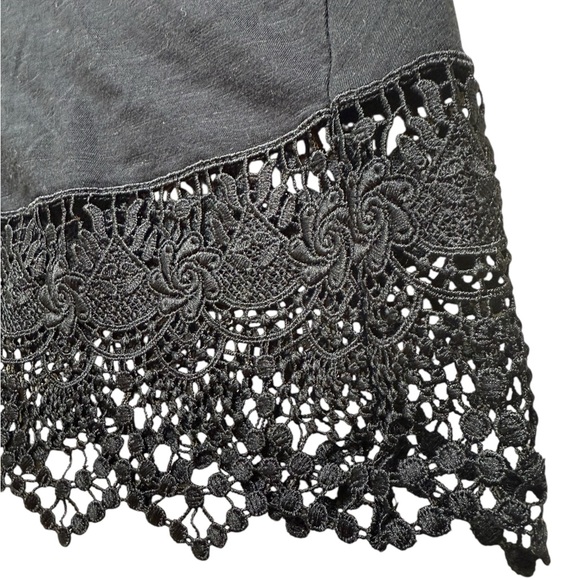 Express Black Tank Top XS Crochet Knit Trim - Picture 2 of 4